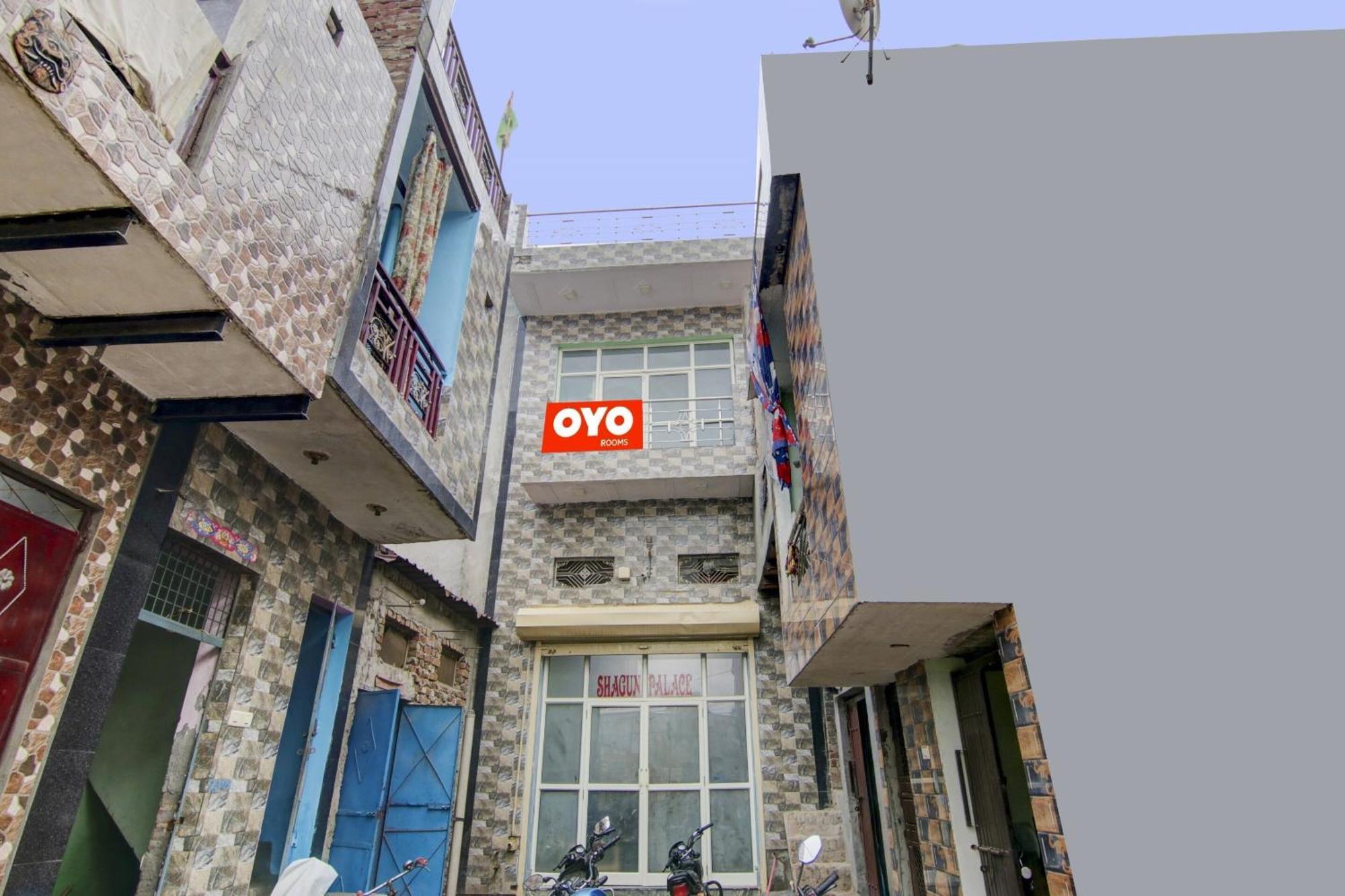 Hotel O S Palace Near Samaypur Badli Metro Station Delhi  Exteriör bild